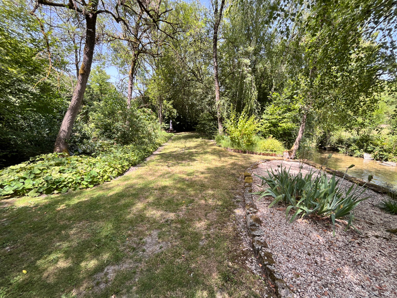 French property for sale in Bourg-Charente, Charente - €850,000 - photo 3