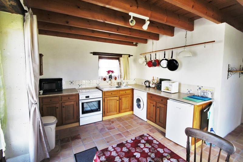 French property for sale in Vendoire, Dordogne - photo 3