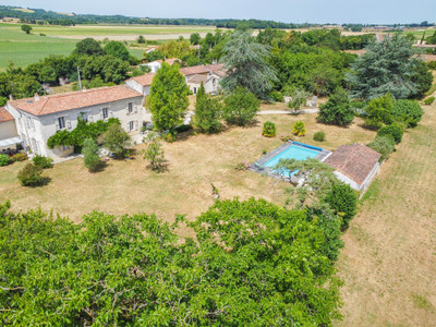 Maison à vendre à Angoulême, Charente, Poitou-Charentes, avec Leggett Immobilier