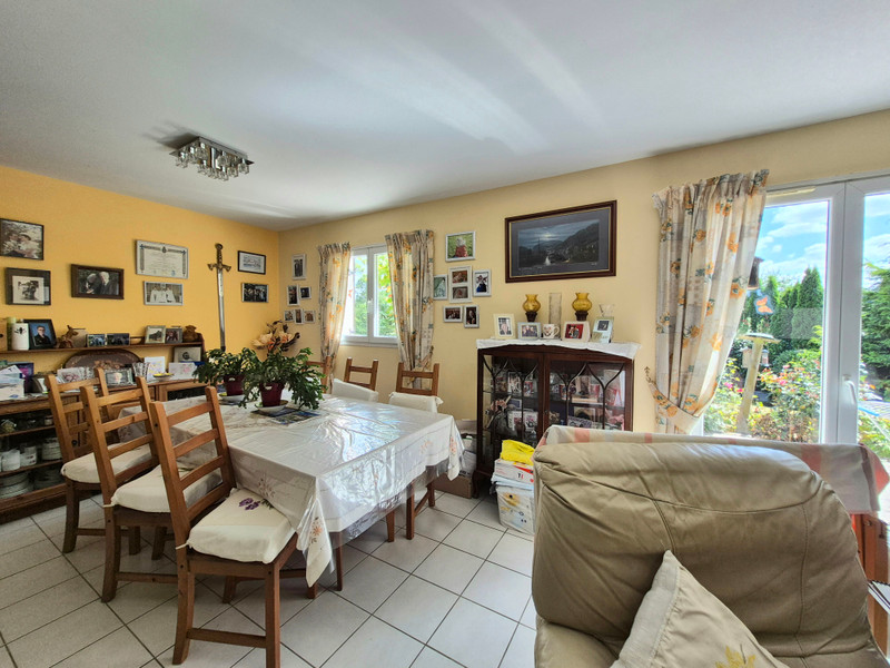French property for sale in Plusquellec, Côtes-d'Armor - €240,750 - photo 5