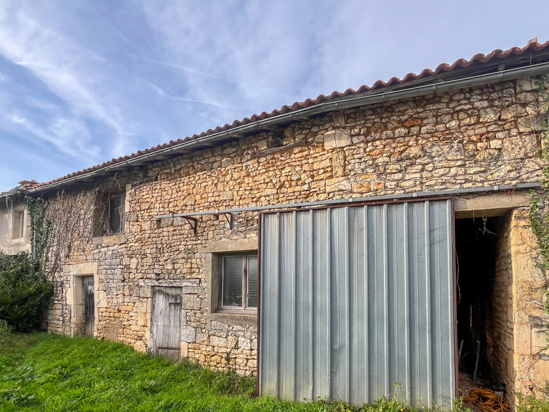 French property for sale in Villefagnan, Charente - €152,600 - photo 9