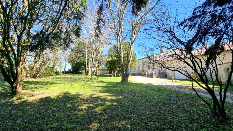 French property for sale in Bellevigne, Charente - €848,000 - photo 1