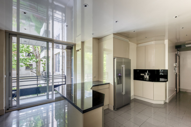 French property for sale in Neuilly-sur-Seine, Hauts-de-Seine - €2,670,000 - photo 5