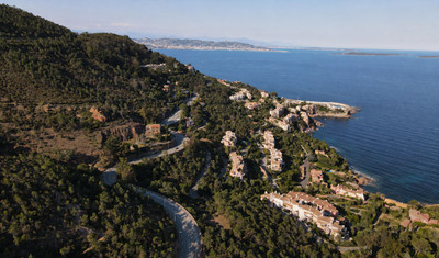 French property for sale in Théoule-sur-Mer, Alpes-Maritimes - €8,500,000 - photo 9