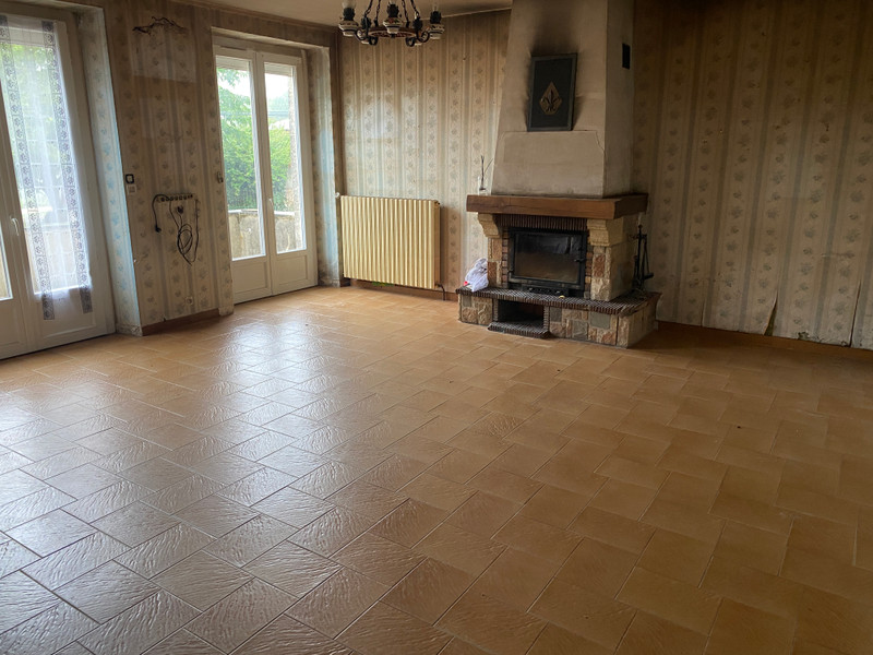 French property for sale in Javerlhac-et-la-Chapelle-Saint-Robert, Dordogne - €119,900 - photo 1
