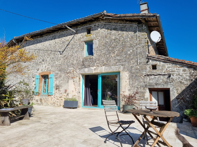 Propriété à vendre à Montrol-Sénard, Haute-Vienne - 194 400 €