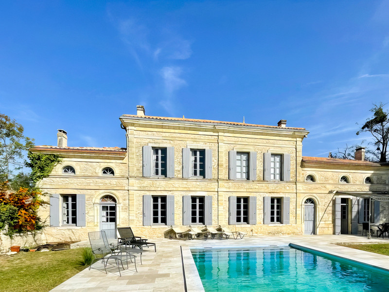Maison à vendre à Cartelègue, Gironde - 768 500 € - photo 1