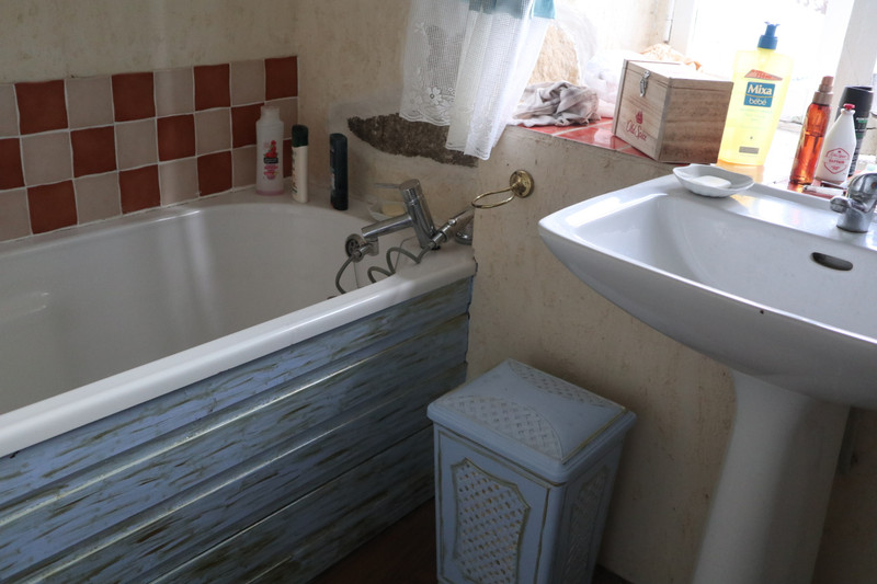 French property for sale in Brasparts, Finistère - €111,180 - photo 10