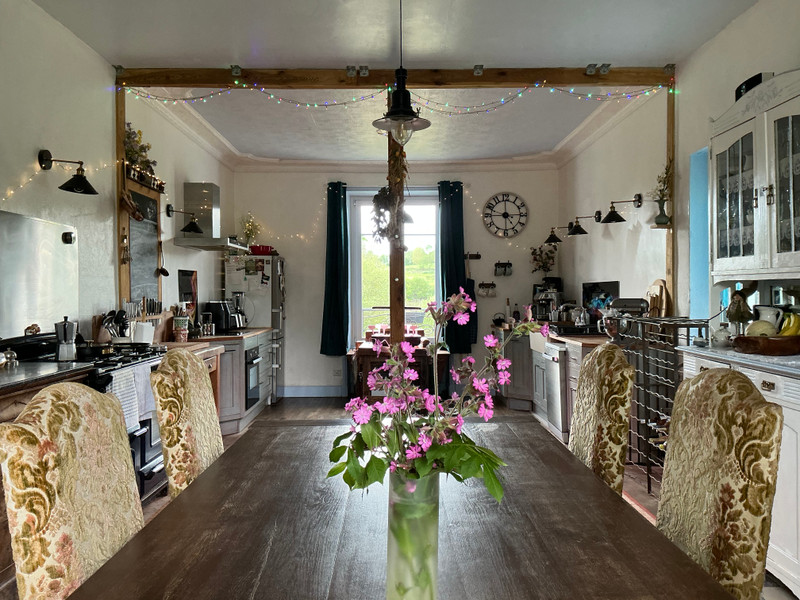 French property for sale in Mérinchal, Creuse - €295,320 - photo 2