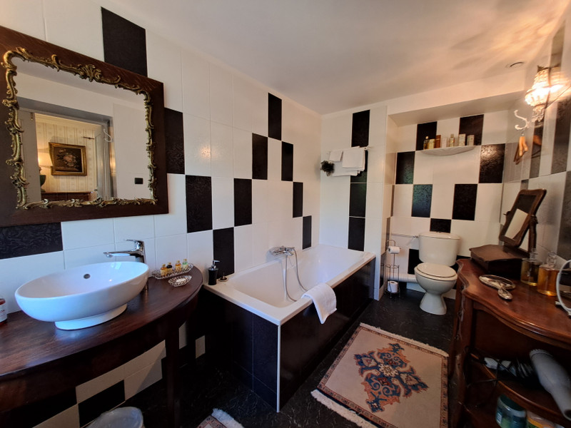 French property for sale in Semur-en-Brionnais, Saône-et-Loire - €399,000 - photo 6