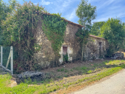 house for sale in Deux-Sèvres