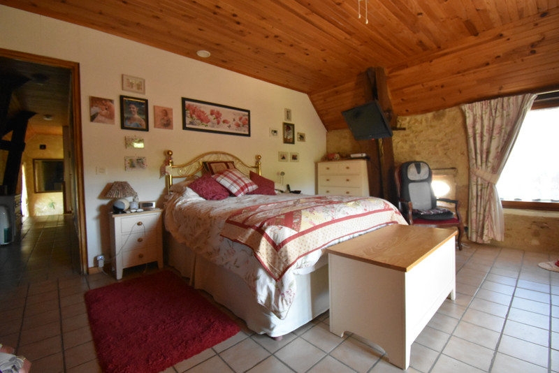 French property for sale in Saint-André-d'Allas, Dordogne - €681,580 - photo 7