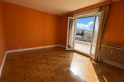 French property for sale in Nice, Alpes-Maritimes - €940,000 - photo 8