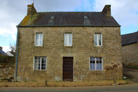 French property, houses and homes for sale in Lohuec Côtes-d'Armor Brittany
