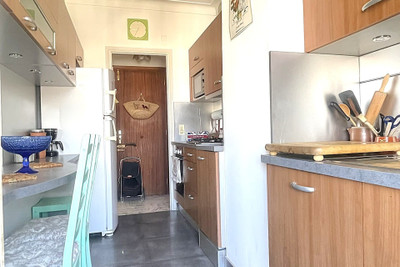 French property for sale in Nice, Alpes-Maritimes - €650,000 - photo 5
