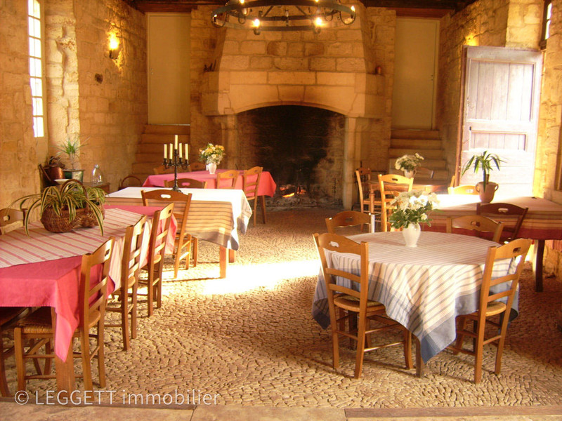 French property for sale in Sainte-Mondane, Dordogne - €657,200 - photo 5