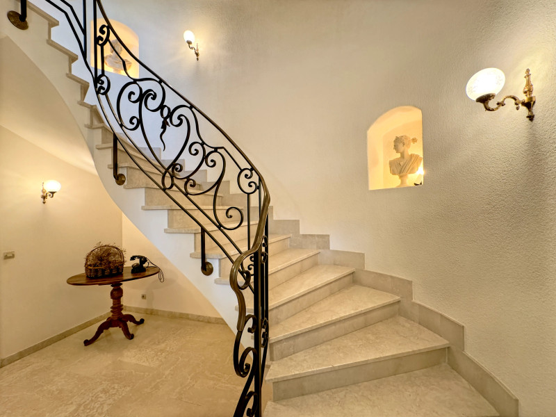 French property for sale in Saint-Rémy-de-Provence, Bouches-du-Rhône - €780,000 - photo 5