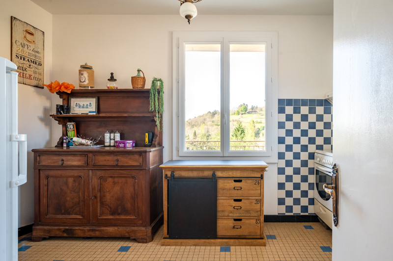 French property for sale in Le Bugue, Dordogne - €250,000 - photo 4