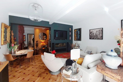 French property for sale in Nice, Alpes-Maritimes - €1,070,000 - photo 6
