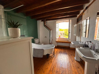Maison à vendre à Saint-Léger-Magnazeix, Haute-Vienne - 246.100 € - photo 6