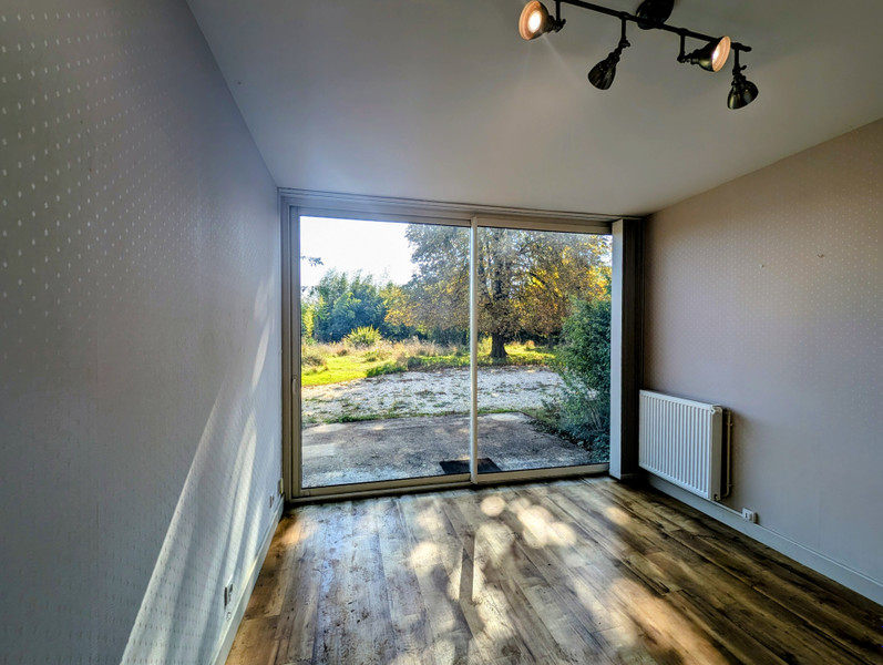 French property for sale in Theil-Rabier, Charente - €202,000 - photo 3