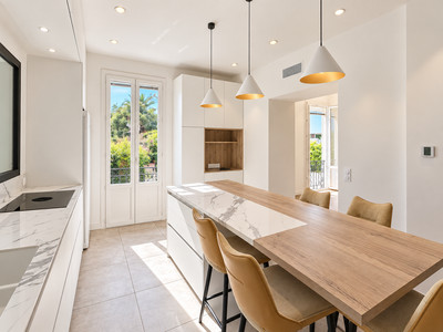 French property for sale in JUAN LES PINS, Alpes-Maritimes - €1,085,000 - photo 2