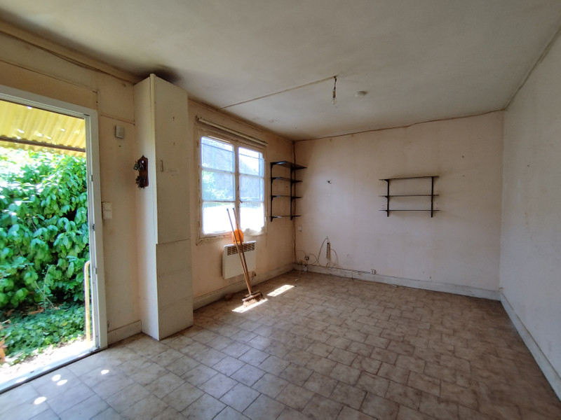 French property for sale in Chaillac, Indre - €32,600 - photo 6