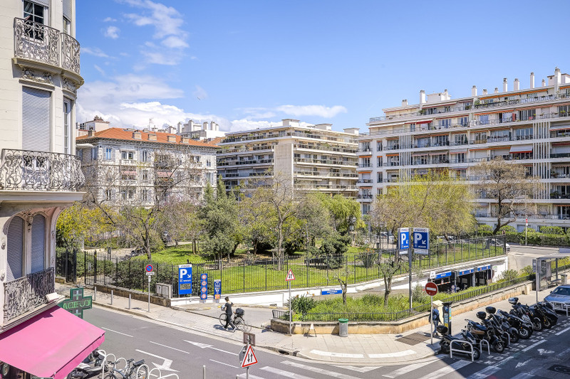 French property for sale in Nice, Alpes-Maritimes - €1,350,000 - photo 1