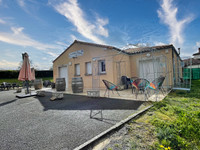 Commerce à vendre à Oradour-Fanais, Charente - 54.600 € - photo 8
