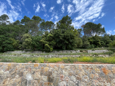 French property for sale in Bagnols-en-Forêt, Var - €238,000 - photo 1