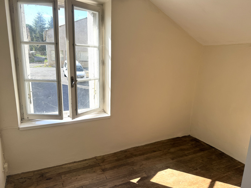 French property for sale in Queaux, Vienne - €99,000 - photo 4