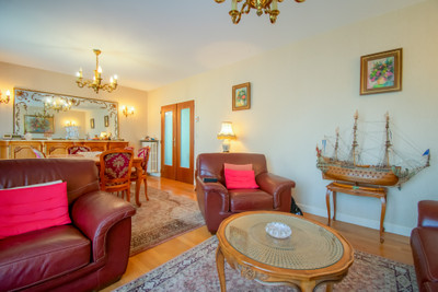 French property for sale in Bugeat, Corrèze - €195,000 - photo 2