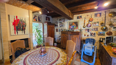 French property for sale in Savignac-de-l'Isle, Gironde - €477,000 - photo 3