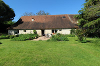 Maison à vendre à Saint-Pierre-de-Maillé, Vienne - 287.500 € - photo 1