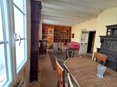 French property for sale in Neuvicq-le-Château, Charente-Maritime - €175,000 - photo 1