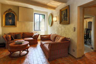house for sale in Vaucluse