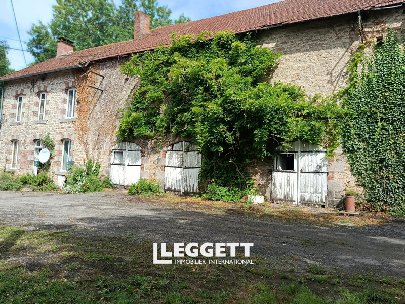 Maison 11 pièce(s), SAINT-PIERRE-CHÉRIGNAT