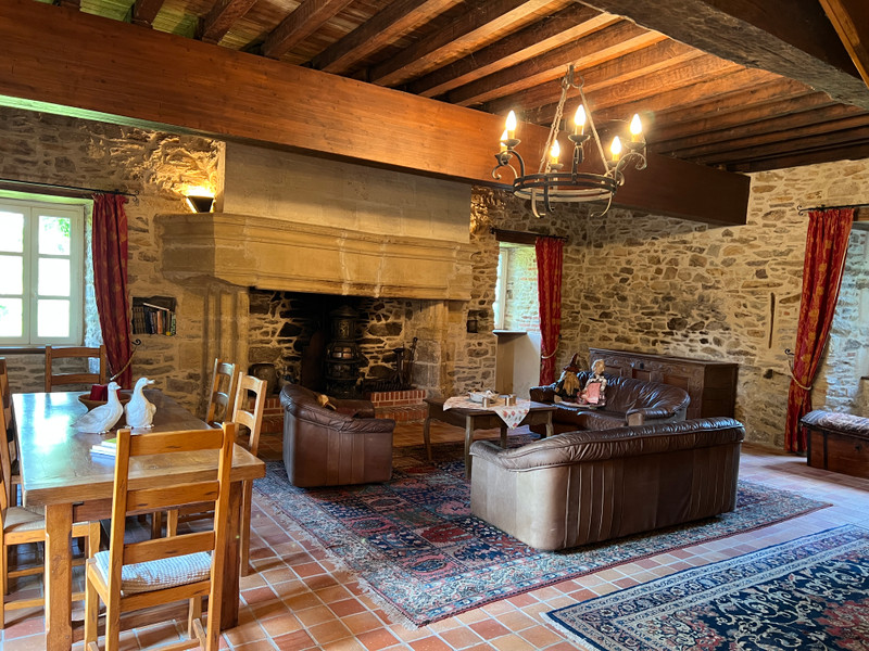 French property for sale in Thiviers, Dordogne - €1,081,200 - photo 8