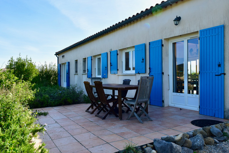 French property for sale in Saint-Ambroix, Gard - €500,000 - photo 5