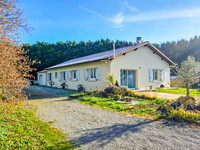 Maison à vendre à Saint-Sulpice-en-Pareds, Vendée - 240.000 € - photo 1
