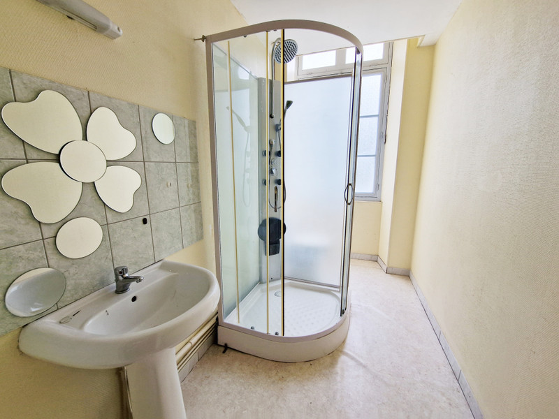 French property for sale in Aubusson, Creuse - €95,700 - photo 10