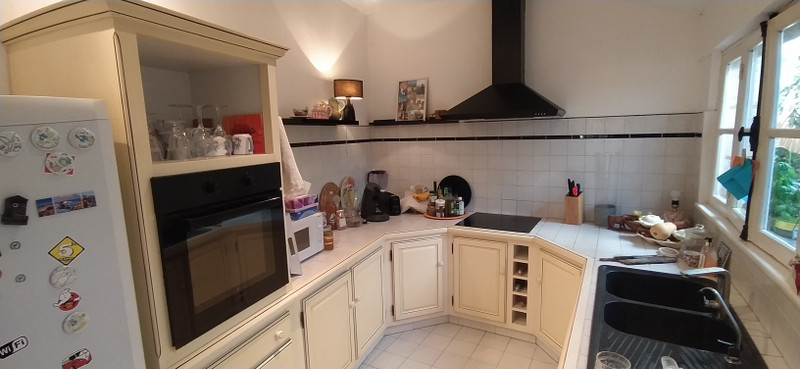 French property for sale in Mussidan, Dordogne - €283,550 - photo 2