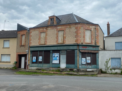 Maison à vendre à Vesdun, Cher, Centre, avec Leggett Immobilier