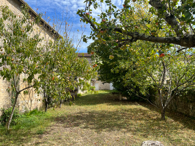 French property for sale in Vibrac, Charente - €271,000 - photo 9