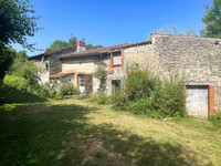 Maison à vendre à Luchapt, Vienne - 119.900 € - photo 2
