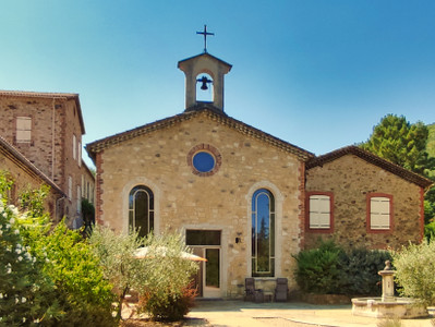 Maison à vendre à Molières-sur-Cèze, Gard, Languedoc-Roussillon, avec Leggett Immobilier