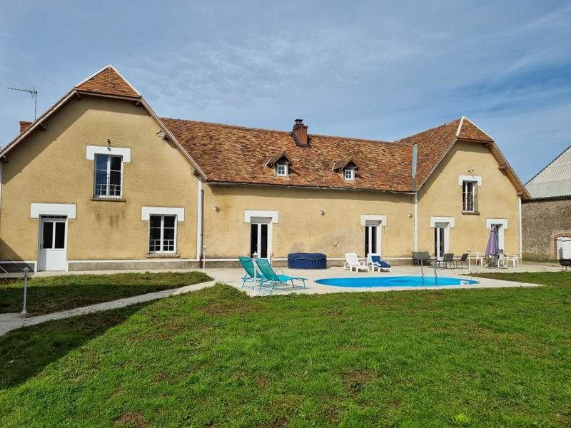 French property for sale in Montmorillon, Vienne - €795,000 - photo 0