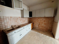 Maison à vendre à Angoulême, Charente - 70.500 € - photo 2