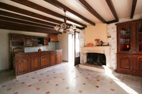 Maison à vendre à Couture-d'Argenson, Deux-Sèvres - 109.900 € - photo 3