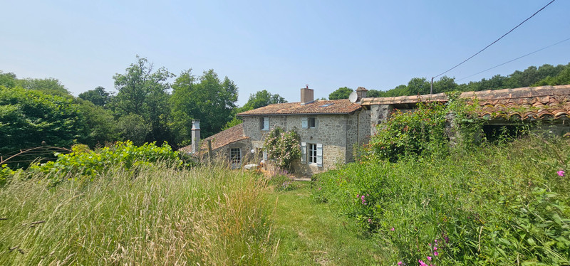 Moulin à vendre à Saint-Aubin-le-Cloud, Deux-Sèvres - 275.000 € - photo 1